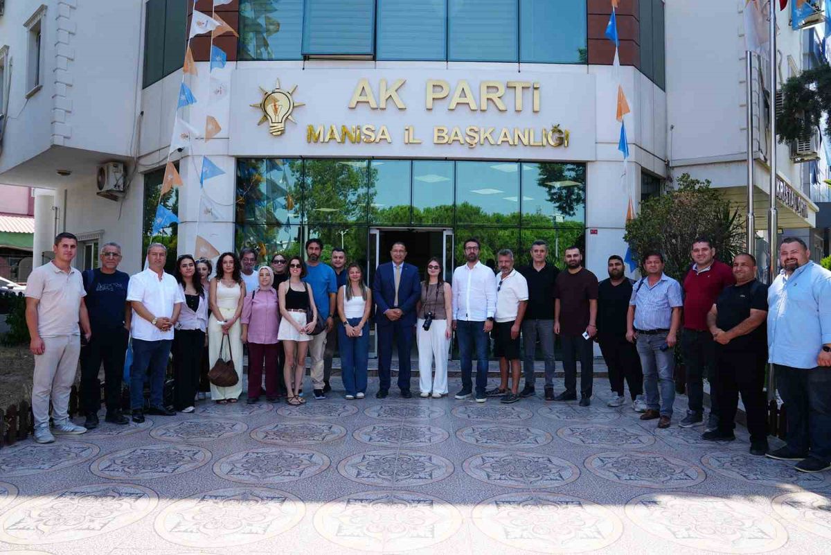 AK Parti Manisa İl Başkanı Turgut, 25. yıl dönümünde yatırımları ve ‘Terörsüz Türkiye’ sürecini değerlendirdi